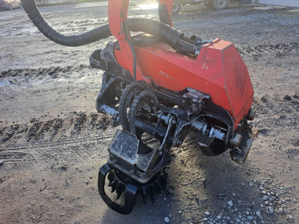 Abatteuse Komatsu 931: photos 10