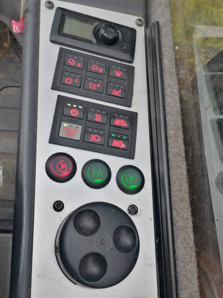 Komatsu 931 - Abatteuse: photos 5 Komatsu 931 - Abatteuse: photos 5