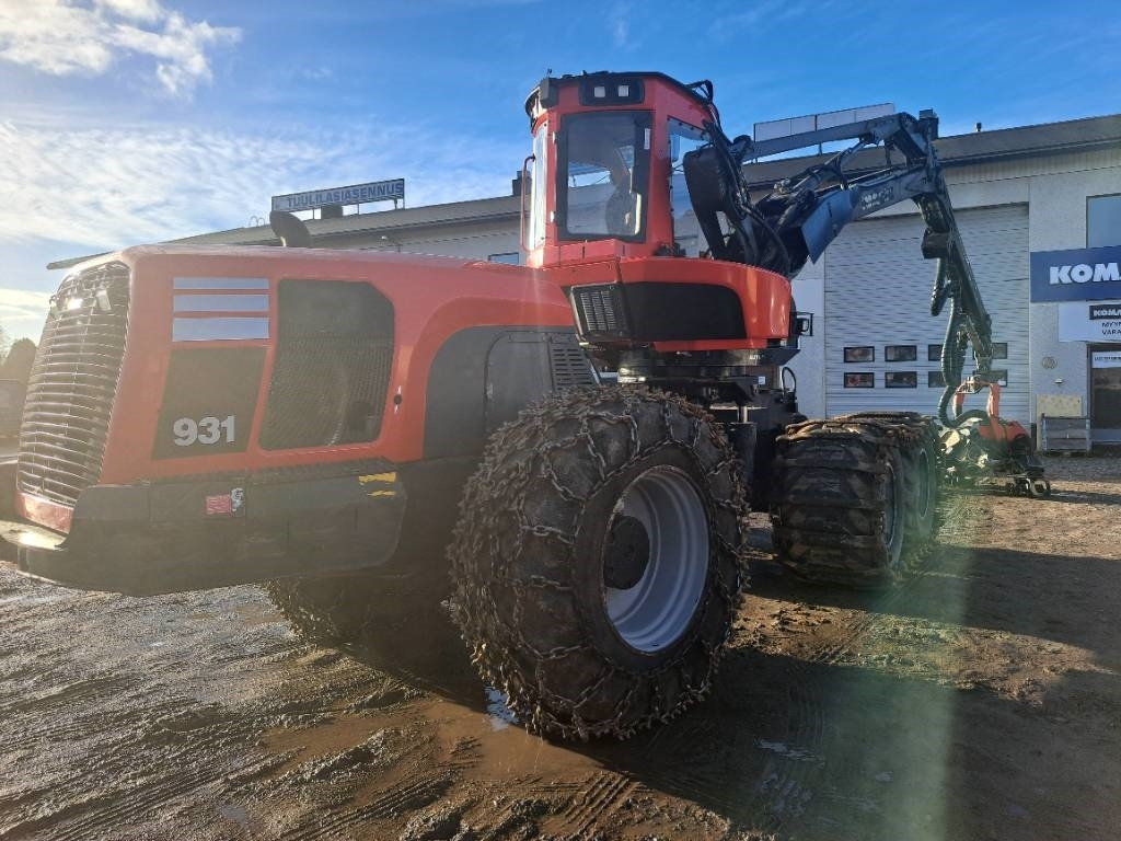 Abatteuse Komatsu 931: photos 9