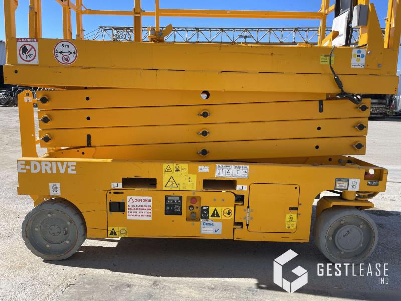 Genie GS-2646 - Nacelle ciseaux: photos 3 Genie GS-2646 - Nacelle ciseaux: photos 3
