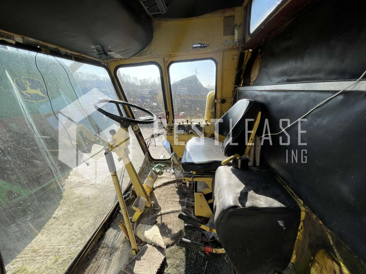 Crédit-bail de New Holland CLAYSON 1540 New Holland CLAYSON 1540: photos 32
