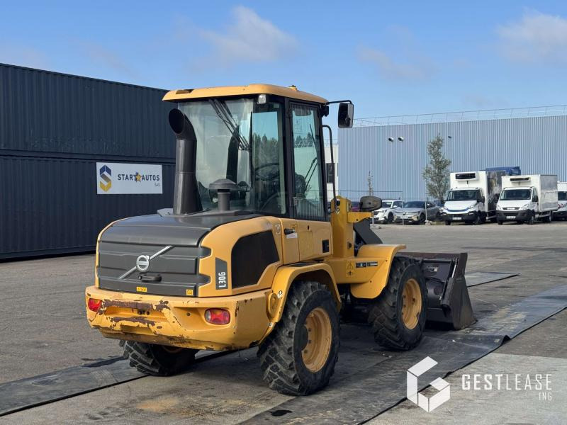 Volvo L30G - Chargeuse sur pneus: photos 3 Volvo L30G - Chargeuse sur pneus: photos 3
