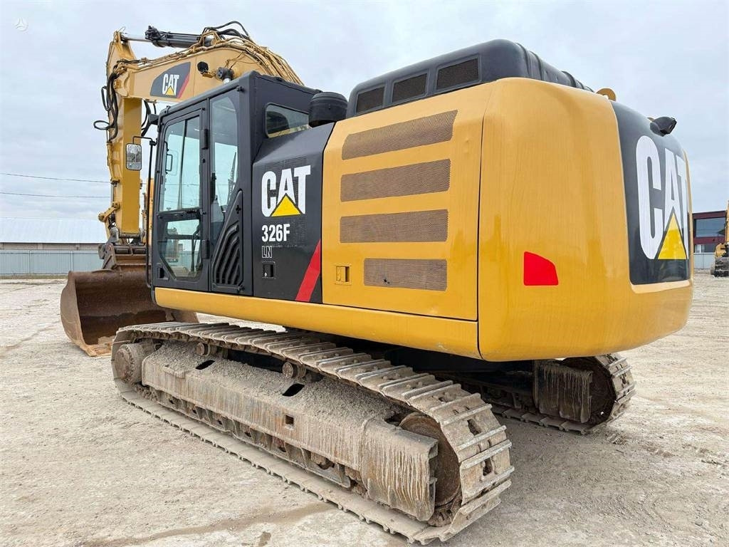 CAT 326 FLN, 2.5 m3 - Pelle sur chenille: photos 3 CAT 326 FLN, 2.5 m3 - Pelle sur chenille: photos 3