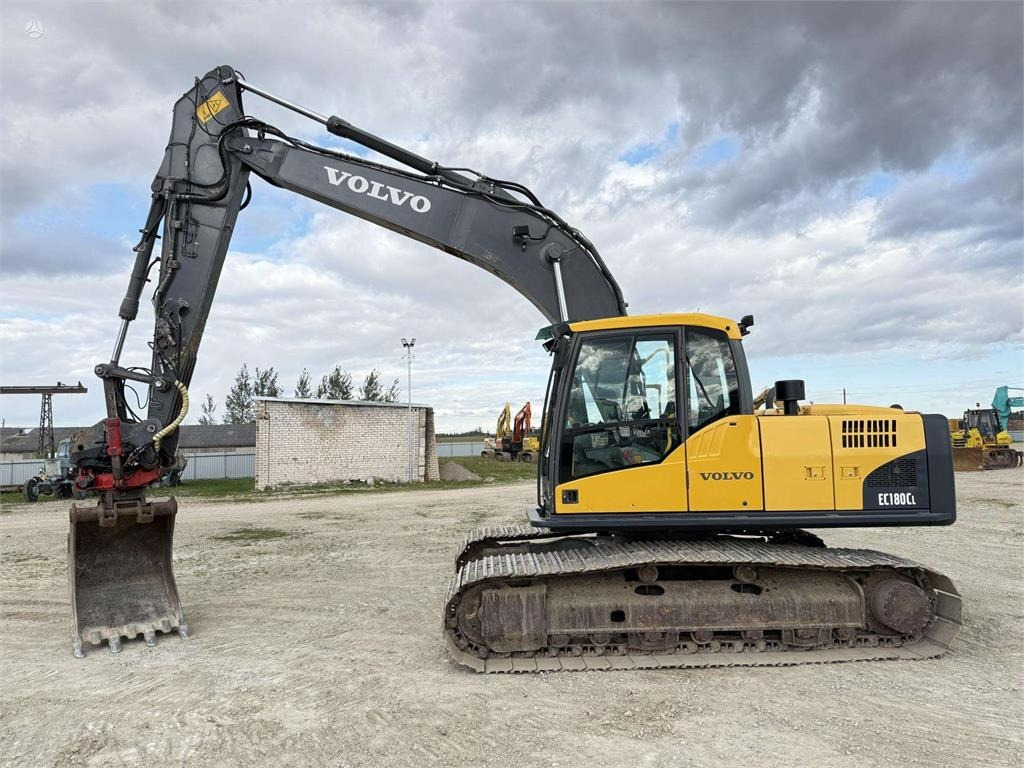 Volvo EC 180 CL ROTOTILT, 800 MM - Pelle sur chenille: photos 3 Volvo EC 180 CL ROTOTILT, 800 MM - Pelle sur chenille: photos 3