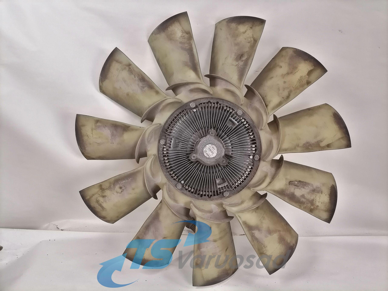 DAF Cooling fan 1644886 - Ventilateur pour Camion: photos 1 DAF Cooling fan 1644886 - Ventilateur pour Camion: photos 1