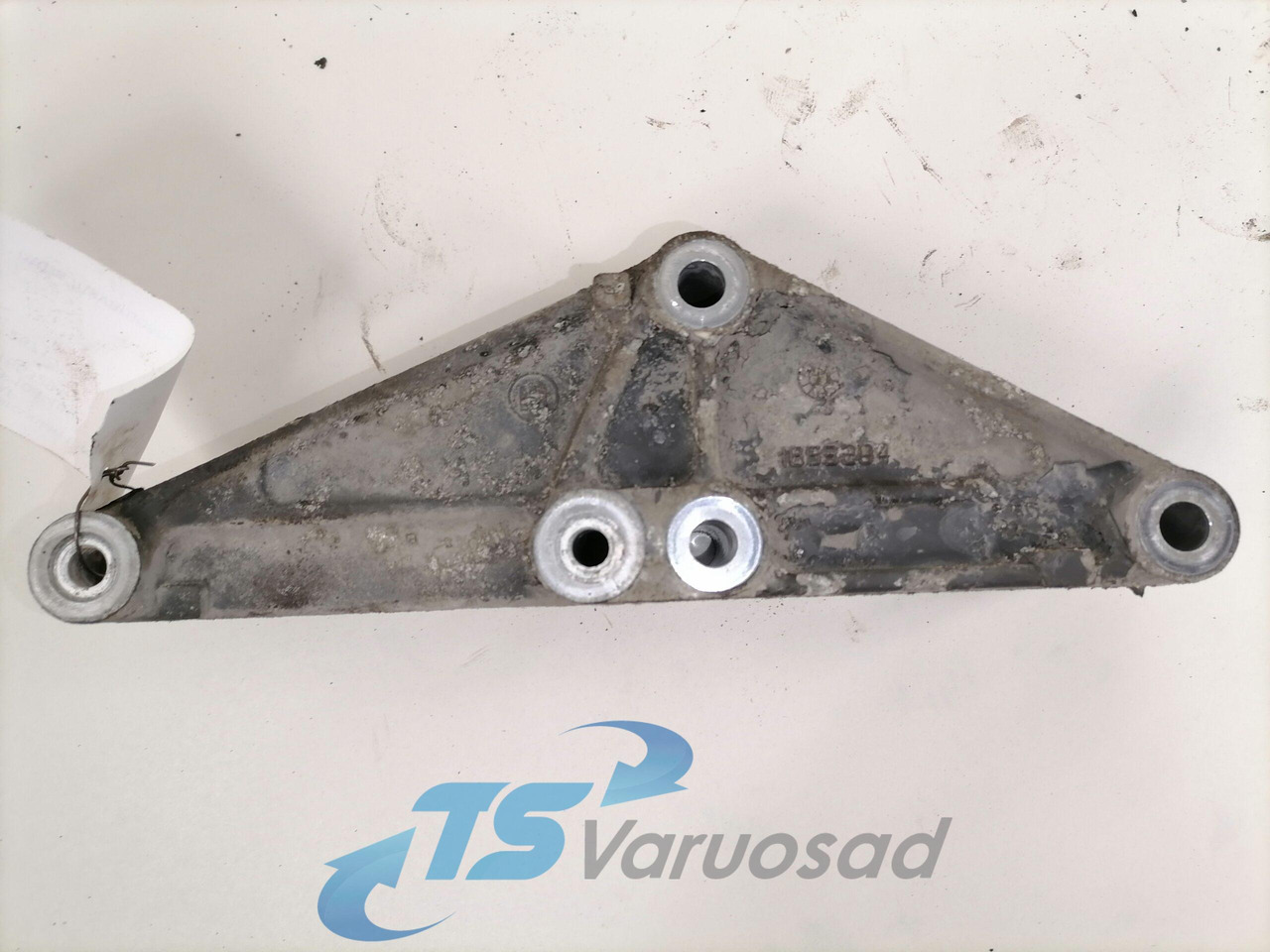 DAF Intercooler tube carrier 1653294 - Intercooler pour Camion: photos 3 DAF Intercooler tube carrier 1653294 - Intercooler pour Camion: photos 3