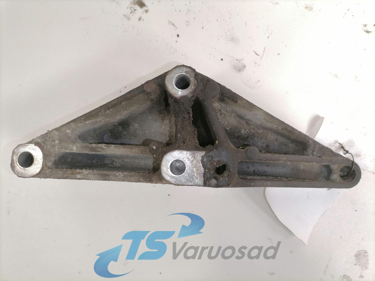 DAF Intercooler tube carrier 1653294 - Intercooler pour Camion: photos 4 DAF Intercooler tube carrier 1653294 - Intercooler pour Camion: photos 4