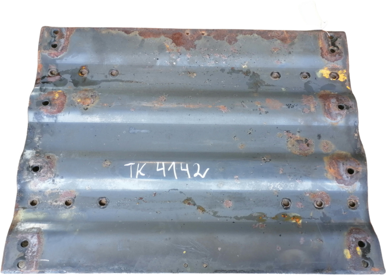 DAF Saddle plate 1377193 - Sellette d'attelage pour Camion: photos 1 DAF Saddle plate 1377193 - Sellette d'attelage pour Camion: photos 1