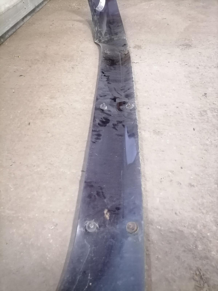 DAF Sun visor 1300557 - Carrosserie et extérieur pour Camion: photos 2 DAF Sun visor 1300557 - Carrosserie et extérieur pour Camion: photos 2