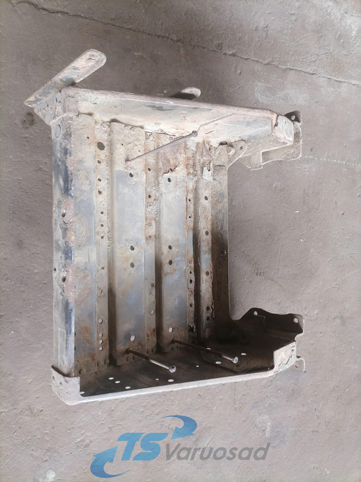 MAN Battery box 81418605376 - Accumulateur pour Camion: photos 1 MAN Battery box 81418605376 - Accumulateur pour Camion: photos 1
