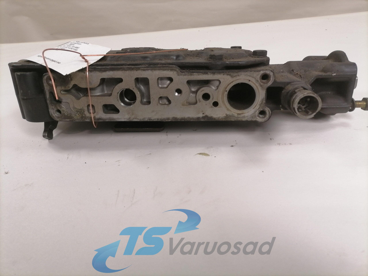 MAN Gear control 81321030189 - Boîte de vitesse et pièces pour Camion: photos 2 MAN Gear control 81321030189 - Boîte de vitesse et pièces pour Camion: photos 2