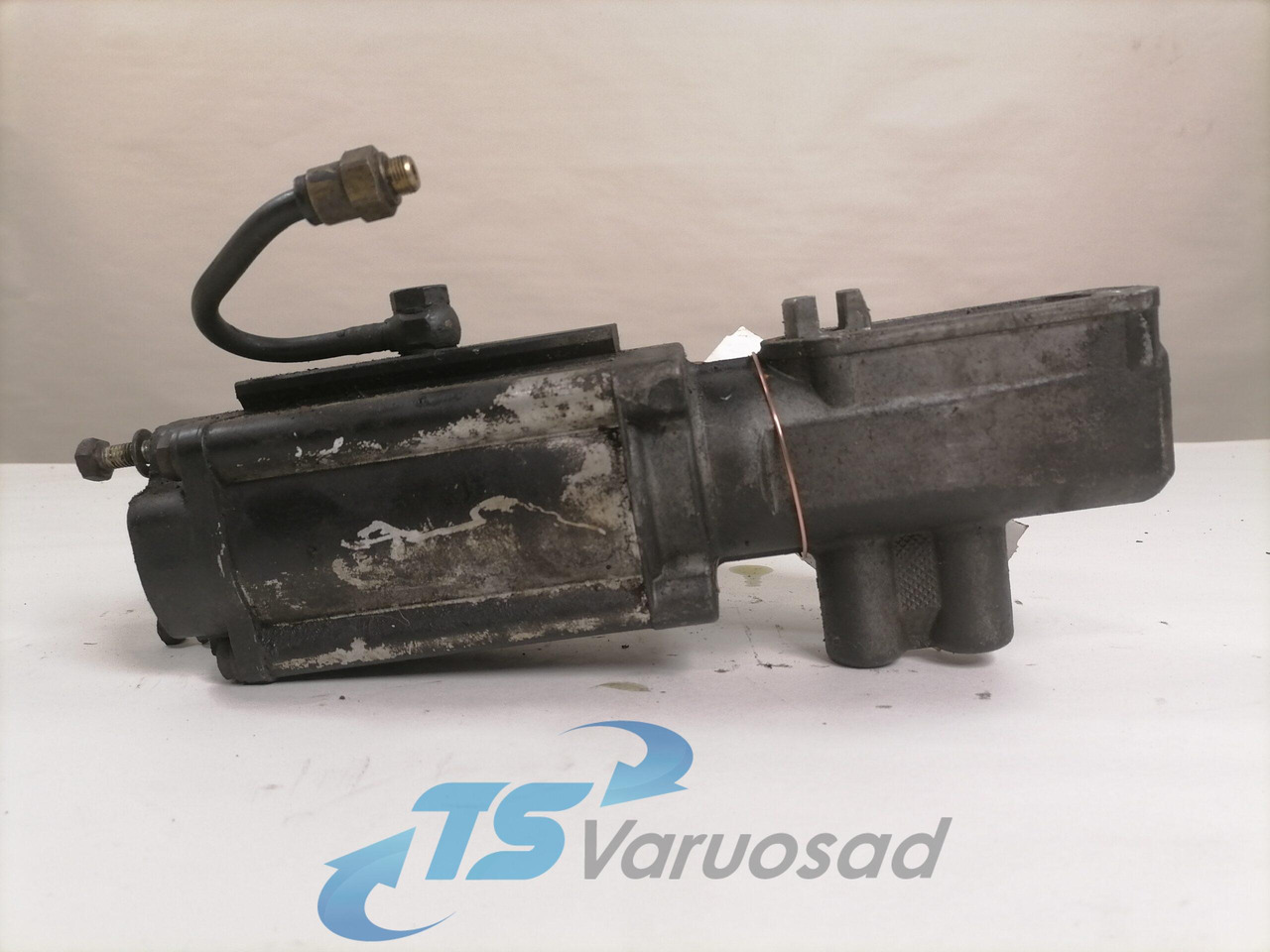 MAN Gear control 81326906027 - Boîte de vitesse et pièces pour Camion: photos 1 MAN Gear control 81326906027 - Boîte de vitesse et pièces pour Camion: photos 1