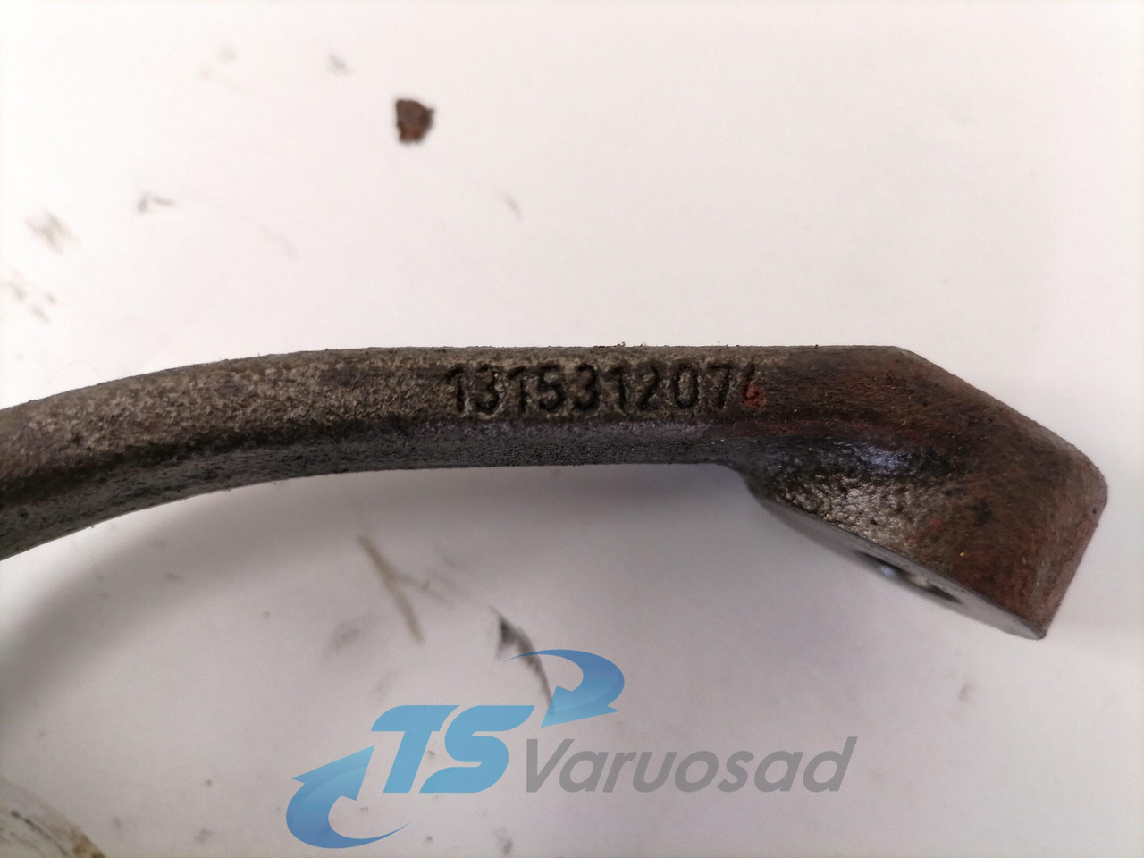 MAN Käiguvahetus kahvel, MAN 1315412017 - Boîte de vitesse et pièces pour Camion: photos 2 MAN Käiguvahetus kahvel, MAN 1315412017 - Boîte de vitesse et pièces pour Camion: photos 2