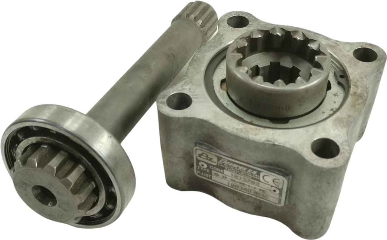 MAN PTO väljavõte + võll 1015703 - Hydraulique pour Camion: photos 1 MAN PTO väljavõte + võll 1015703 - Hydraulique pour Camion: photos 1