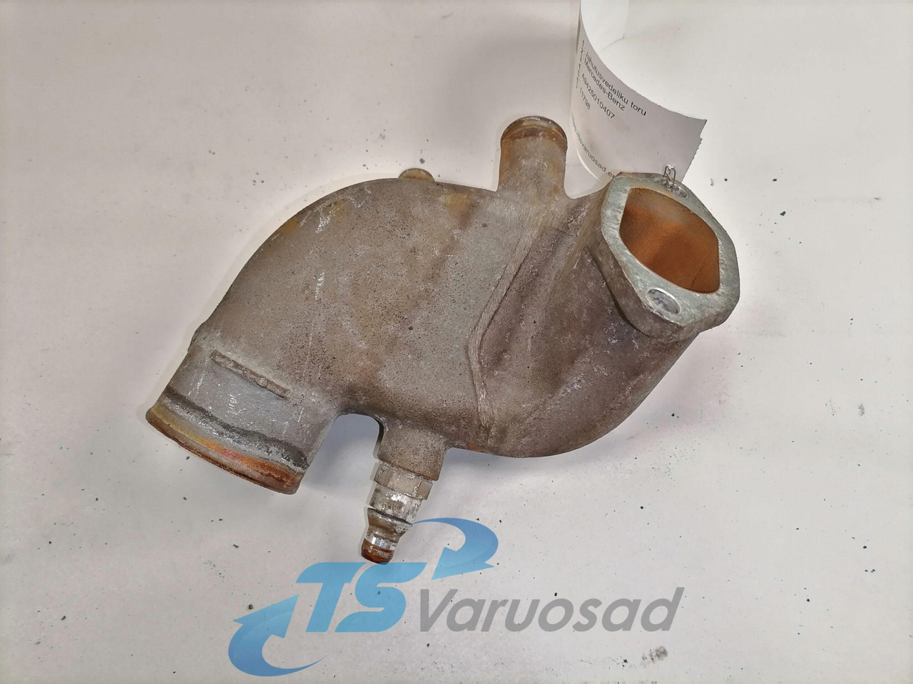 Mercedes-Benz Coolant pipe A9425010407 - Système de refroidissement pour Camion: photos 3 Mercedes-Benz Coolant pipe A9425010407 - Système de refroidissement pour Camion: photos 3