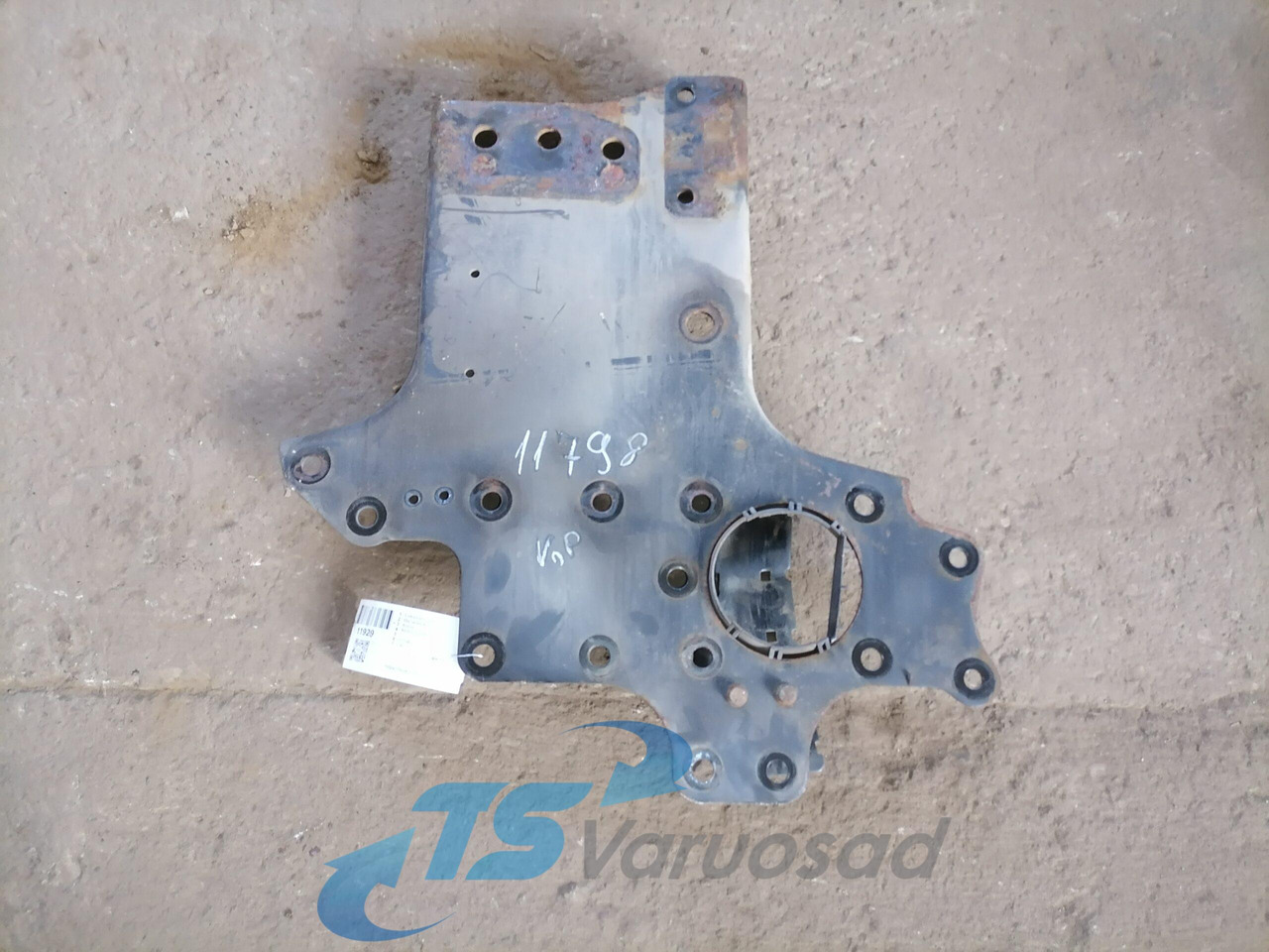 Mercedes-Benz Front bumper carrier A9303100090 - Pare-chocs pour Camion: photos 2 Mercedes-Benz Front bumper carrier A9303100090 - Pare-chocs pour Camion: photos 2