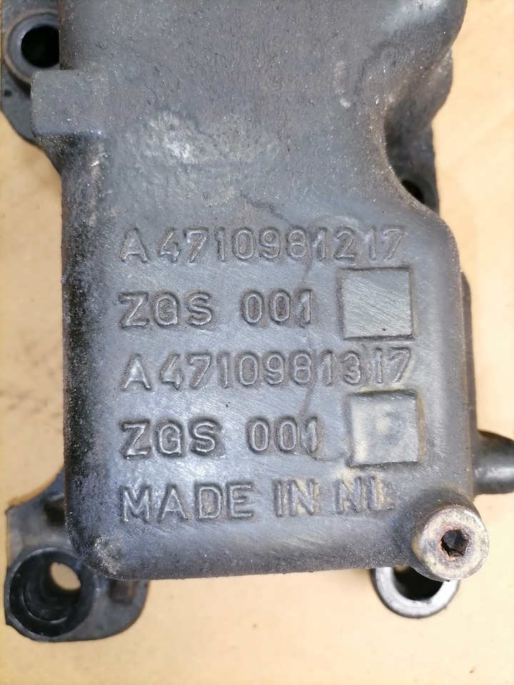 Mercedes-Benz Intake mainfold A4710981217 - Collecteur d'admission pour Camion: photos 5 Mercedes-Benz Intake mainfold A4710981217 - Collecteur d'admission pour Camion: photos 5