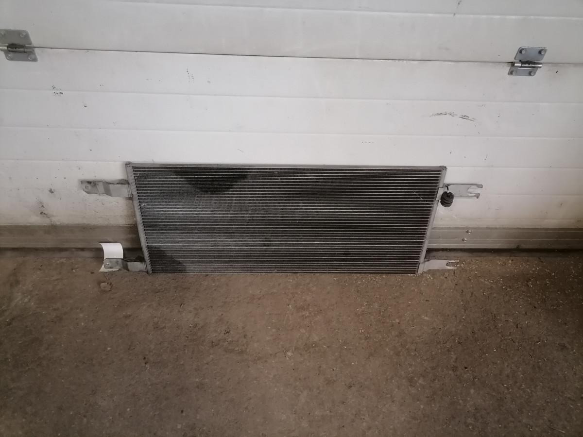 Scania A/C radiator 2715918 - Chauffage/ Ventilation pour Camion: photos 3 Scania A/C radiator 2715918 - Chauffage/ Ventilation pour Camion: photos 3