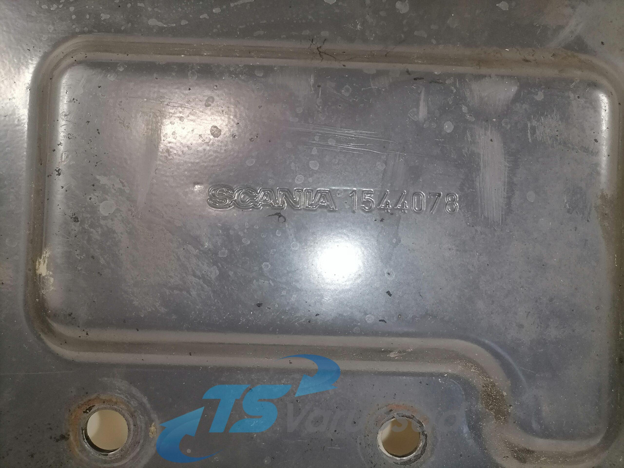 Scania Air dryer carrier plate 1544078 - Valve de frein pour Camion: photos 2 Scania Air dryer carrier plate 1544078 - Valve de frein pour Camion: photos 2