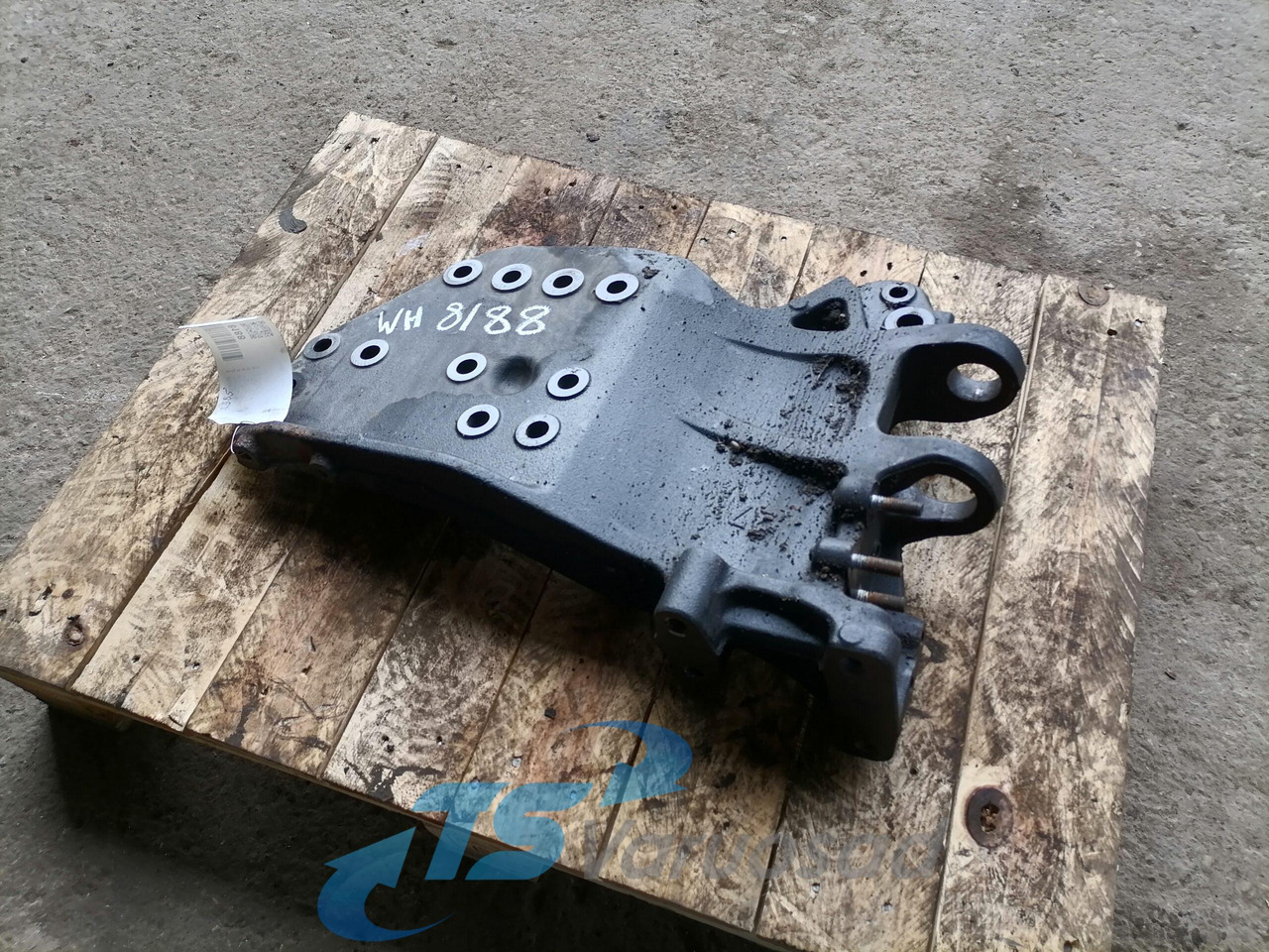 Scania Bracket 1846827 - Frame/ Châssis pour Camion: photos 2 Scania Bracket 1846827 - Frame/ Châssis pour Camion: photos 2