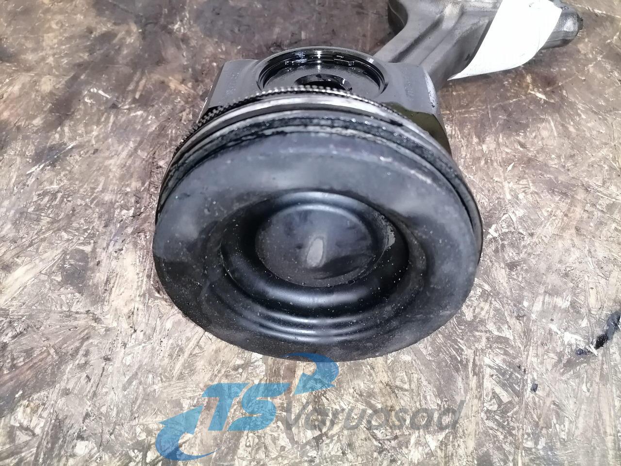 Scania Connecting rod + piston 2263286 - Pistons/ Anneaux/ Manchons pour Camion: photos 5 Scania Connecting rod + piston 2263286 - Pistons/ Anneaux/ Manchons pour Camion: photos 5