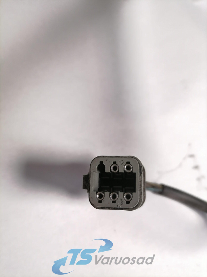 Scania Cooling fan 1763618 - Ventilateur pour Camion: photos 5 Scania Cooling fan 1763618 - Ventilateur pour Camion: photos 5