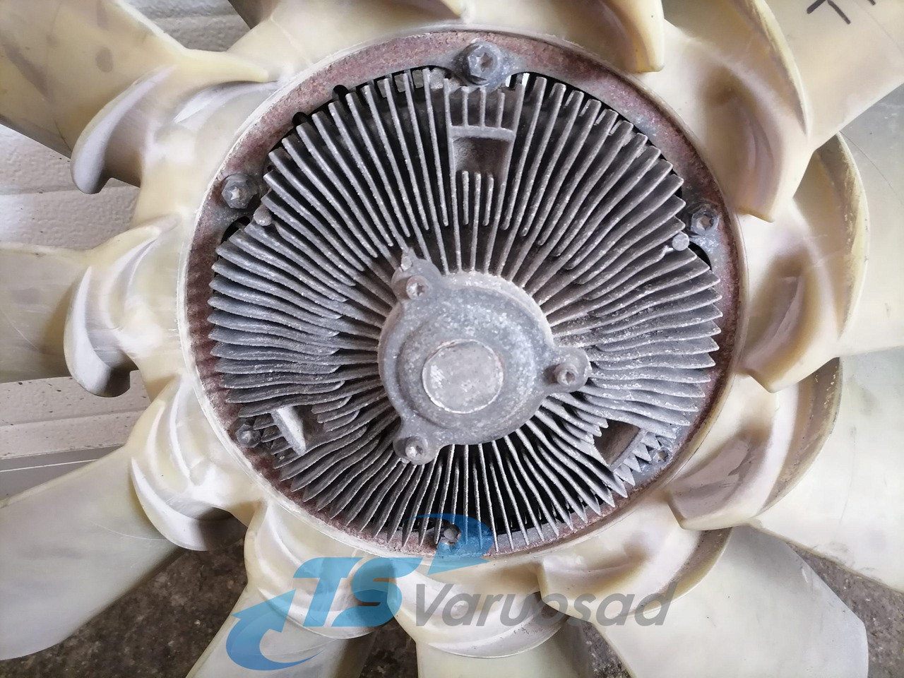 Scania Cooling fan 1849914 - Ventilateur pour Camion: photos 3 Scania Cooling fan 1849914 - Ventilateur pour Camion: photos 3