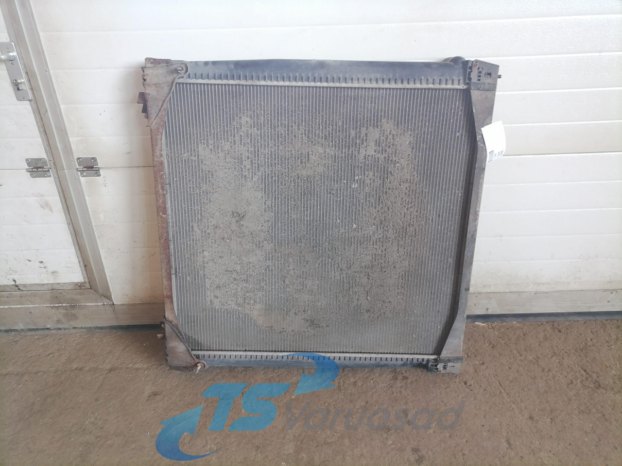 Scania Cooling radiator 1769997 - Radiateur pour Camion: photos 2 Scania Cooling radiator 1769997 - Radiateur pour Camion: photos 2