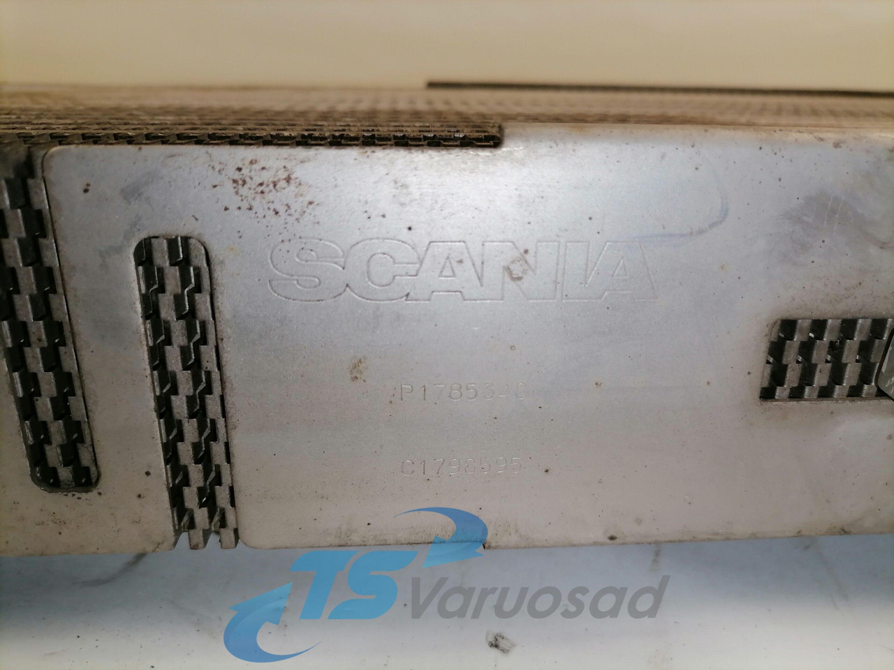 Refroidisseur EGR pour Camion Scania EGR radiator 1785348: photos 7 Refroidisseur EGR pour Camion Scania EGR radiator 1785348: photos 7