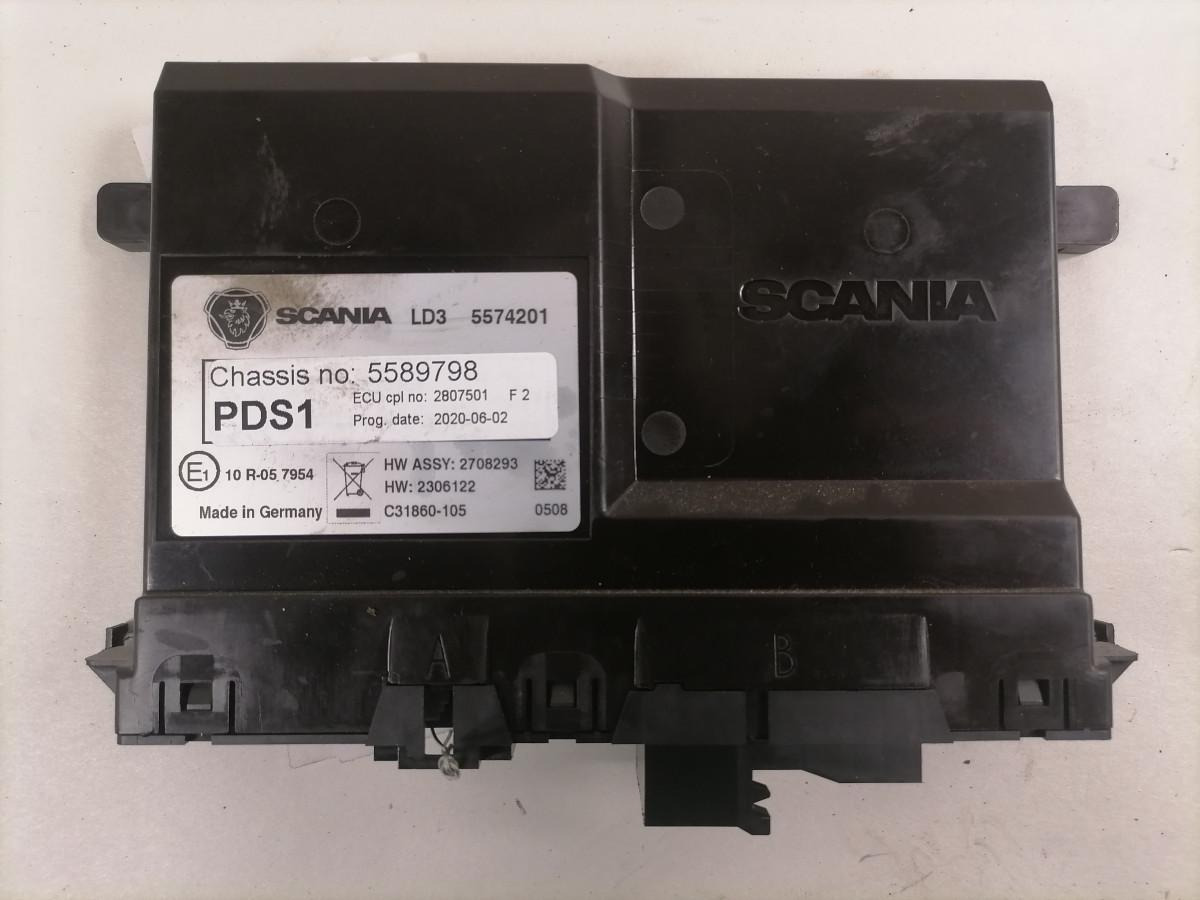 Scania Ecu, door control 2807501 - Bloc de gestion pour Camion: photos 4 Scania Ecu, door control 2807501 - Bloc de gestion pour Camion: photos 4
