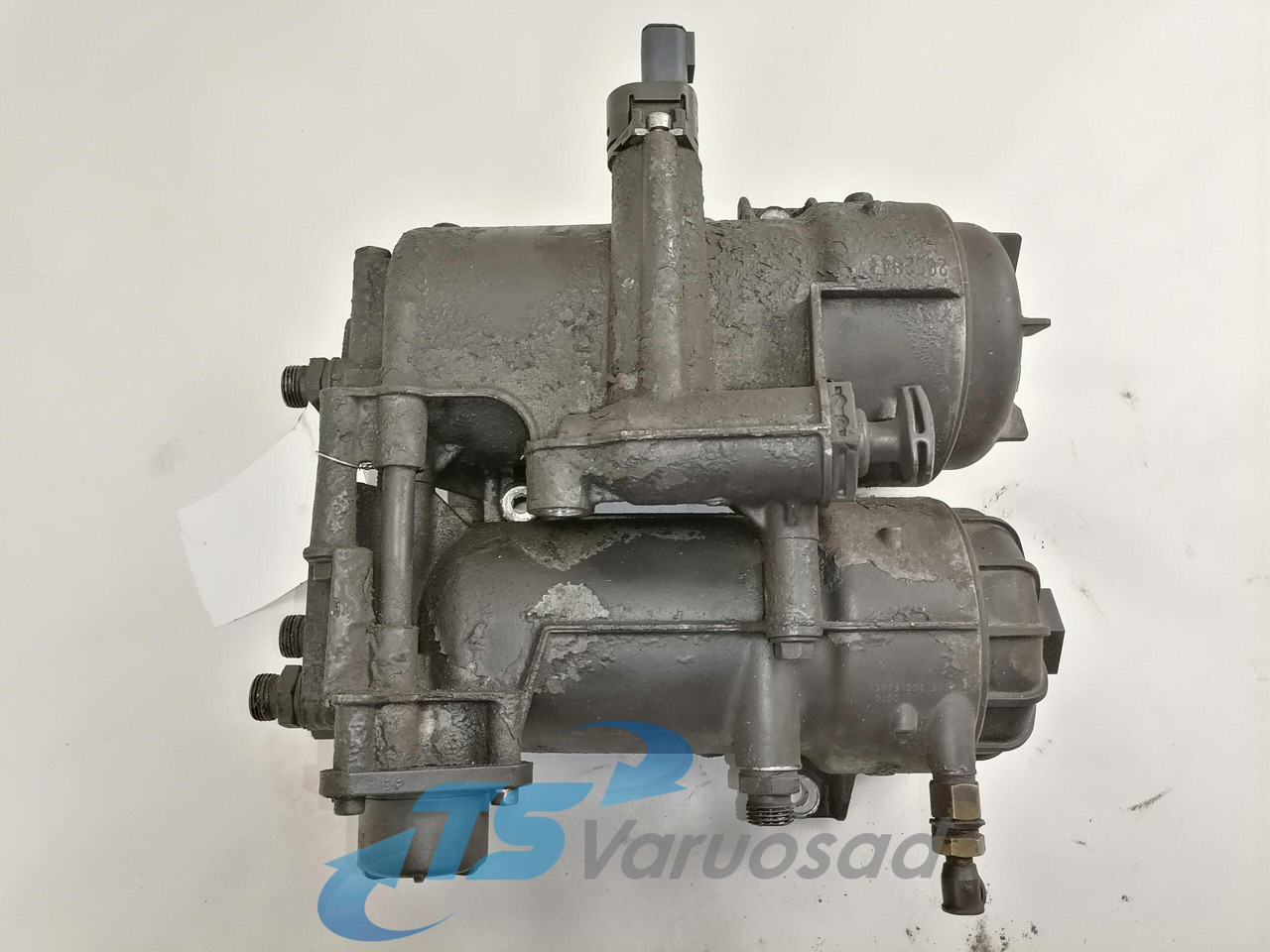 Scania Fuel filter unit 2238138 - Filtre à carburant pour Camion: photos 4 Scania Fuel filter unit 2238138 - Filtre à carburant pour Camion: photos 4