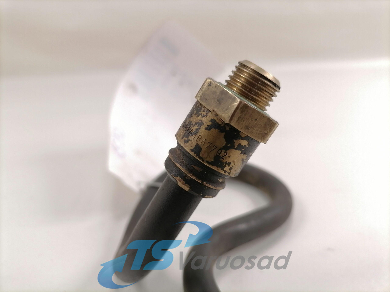 Scania Fuel pipe 1733241 - Système de carburant pour Camion: photos 2 Scania Fuel pipe 1733241 - Système de carburant pour Camion: photos 2