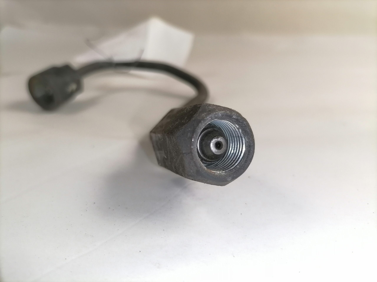 Scania Fuel pipe 1879503 - Système de carburant pour Camion: photos 3 Scania Fuel pipe 1879503 - Système de carburant pour Camion: photos 3