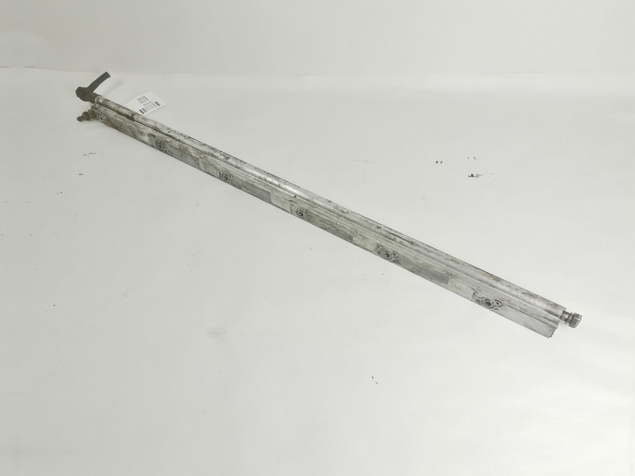 Scania Fuel rail, PDE 1421279 - Système de carburant pour Camion: photos 1 Scania Fuel rail, PDE 1421279 - Système de carburant pour Camion: photos 1