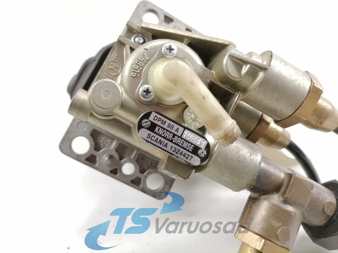 Scania Handbrake control lever 1324427 - Pièce universelle pour Camion: photos 4 Scania Handbrake control lever 1324427 - Pièce universelle pour Camion: photos 4