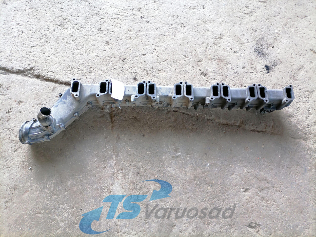 Scania Intake mainfold 1893329 - Collecteur d'admission pour Camion: photos 4 Scania Intake mainfold 1893329 - Collecteur d'admission pour Camion: photos 4