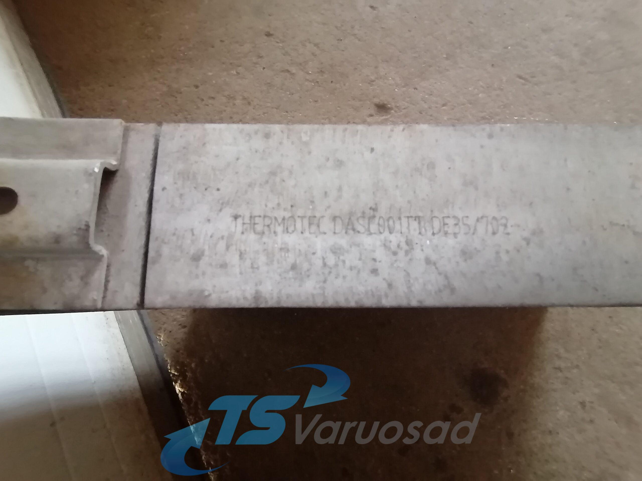 Scania Intercooler radiator DASC001TT - Intercooler pour Camion: photos 3 Scania Intercooler radiator DASC001TT - Intercooler pour Camion: photos 3