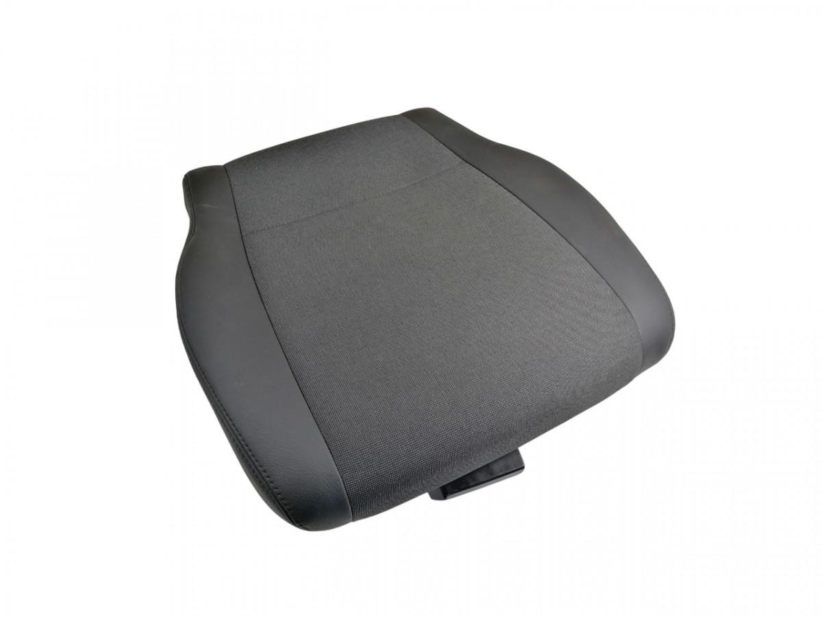 Scania Istmepadi (taastatud) 2189697 - Siège pour Camion: photos 1 Scania Istmepadi (taastatud) 2189697 - Siège pour Camion: photos 1