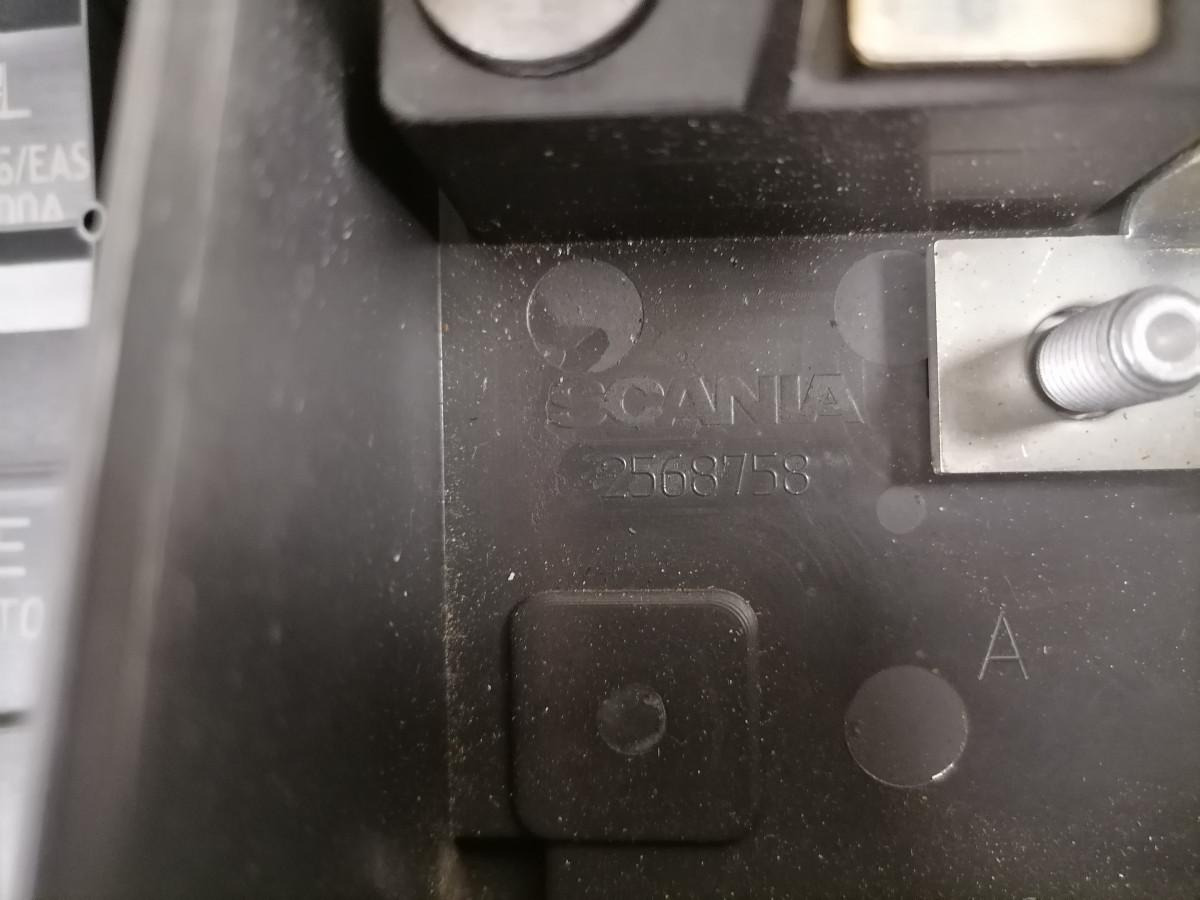 Scania Kaitsmekarp 2844404 - Fusible pour Camion: photos 4 Scania Kaitsmekarp 2844404 - Fusible pour Camion: photos 4