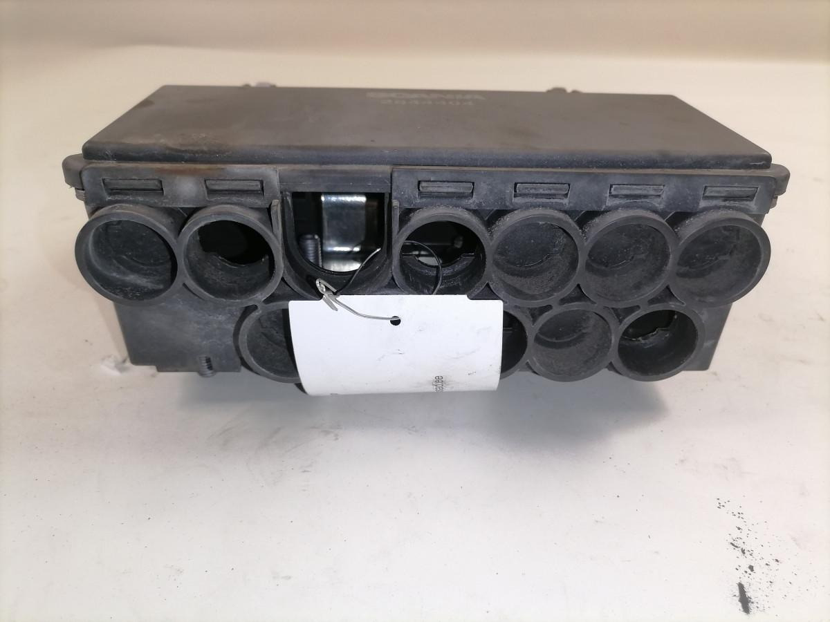 Scania Kaitsmekarp 2844404 - Fusible pour Camion: photos 2 Scania Kaitsmekarp 2844404 - Fusible pour Camion: photos 2