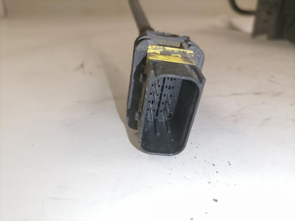 Scania Massilüliti 2742010 - Relais pour Camion: photos 3 Scania Massilüliti 2742010 - Relais pour Camion: photos 3