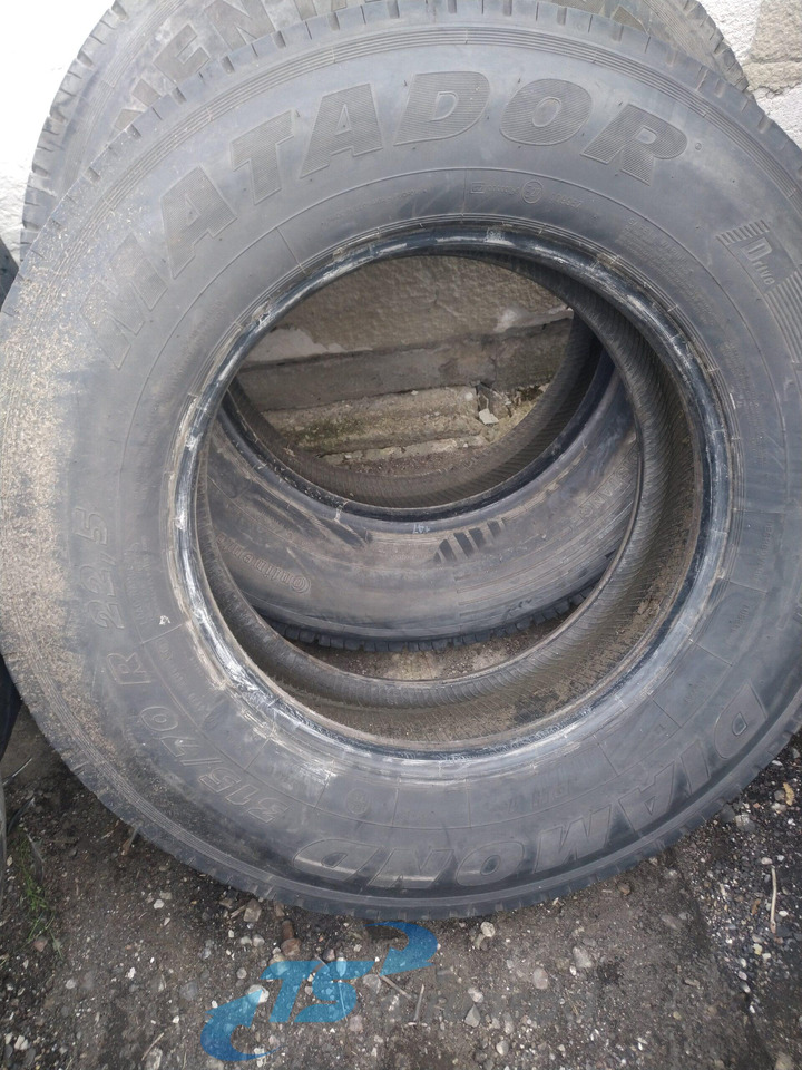 Scania Matador 315/70 R22,5 31570R225 - Pneus et jantes pour Camion: photos 2 Scania Matador 315/70 R22,5 31570R225 - Pneus et jantes pour Camion: photos 2