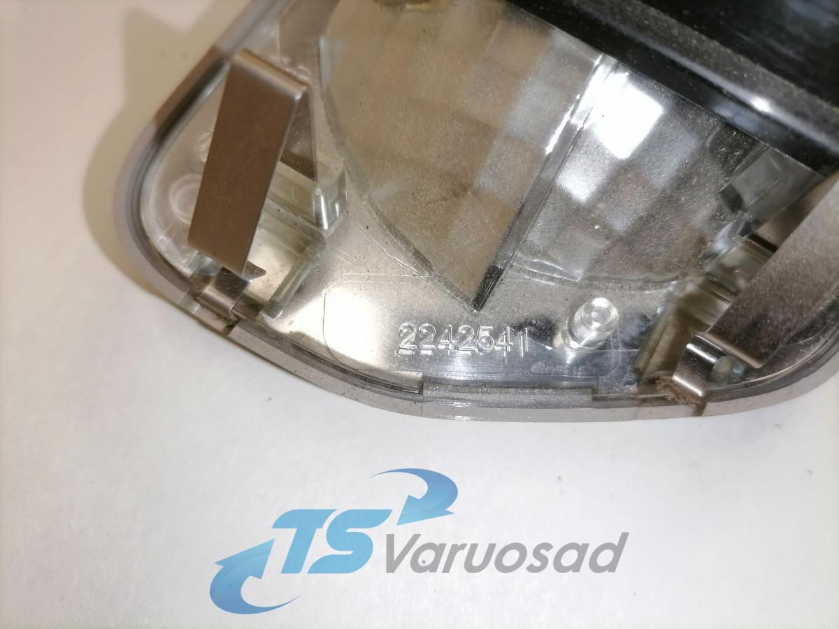Scania Salongi valgusti 2242541 - Pièce universelle pour Camion: photos 5 Scania Salongi valgusti 2242541 - Pièce universelle pour Camion: photos 5