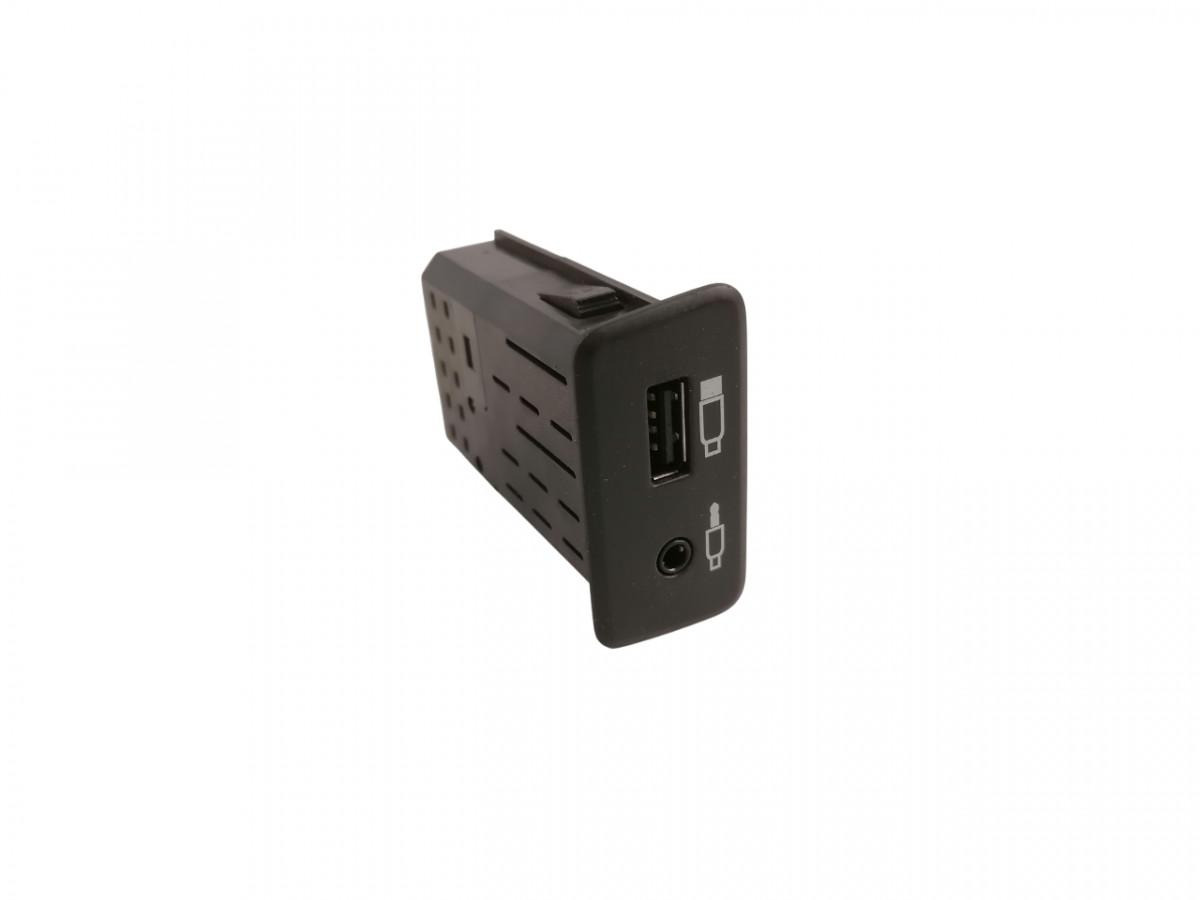 Scania USB/AUX pistikute paneel 2554705 - Système électrique pour Camion: photos 1 Scania USB/AUX pistikute paneel 2554705 - Système électrique pour Camion: photos 1