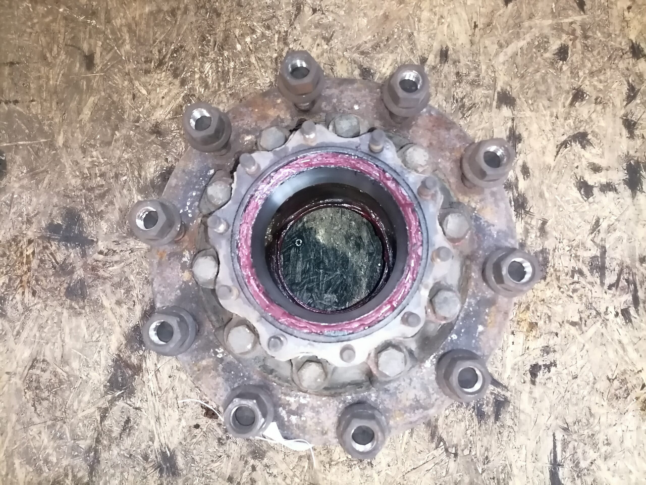 Scania Wheel hub 1382884 - Moyeu pour Camion: photos 2 Scania Wheel hub 1382884 - Moyeu pour Camion: photos 2