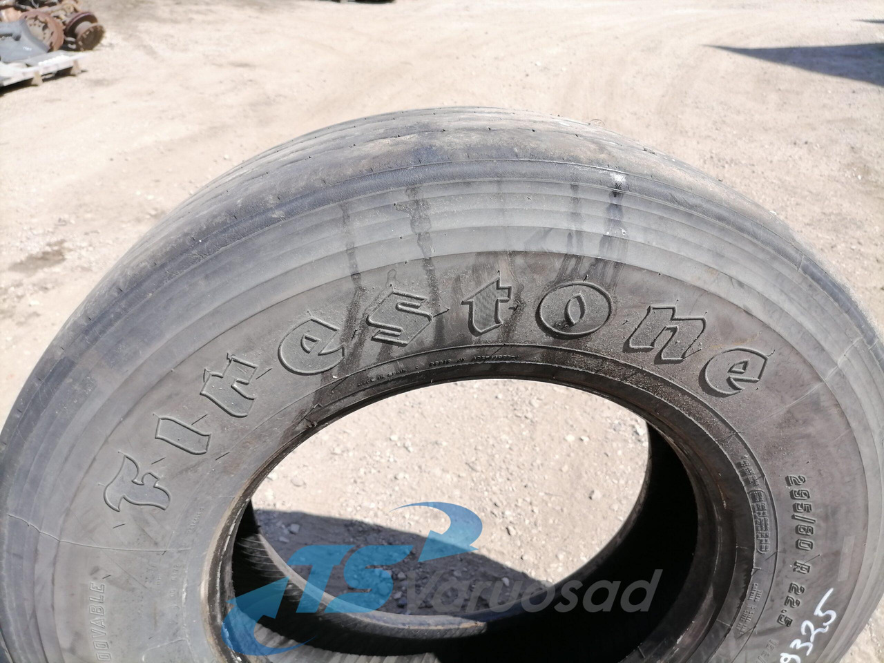 Universaalne Firestone FS400 295/80 R22,5 29580R225 - Pneus et jantes pour Camion: photos 4 Universaalne Firestone FS400 295/80 R22,5 29580R225 - Pneus et jantes pour Camion: photos 4