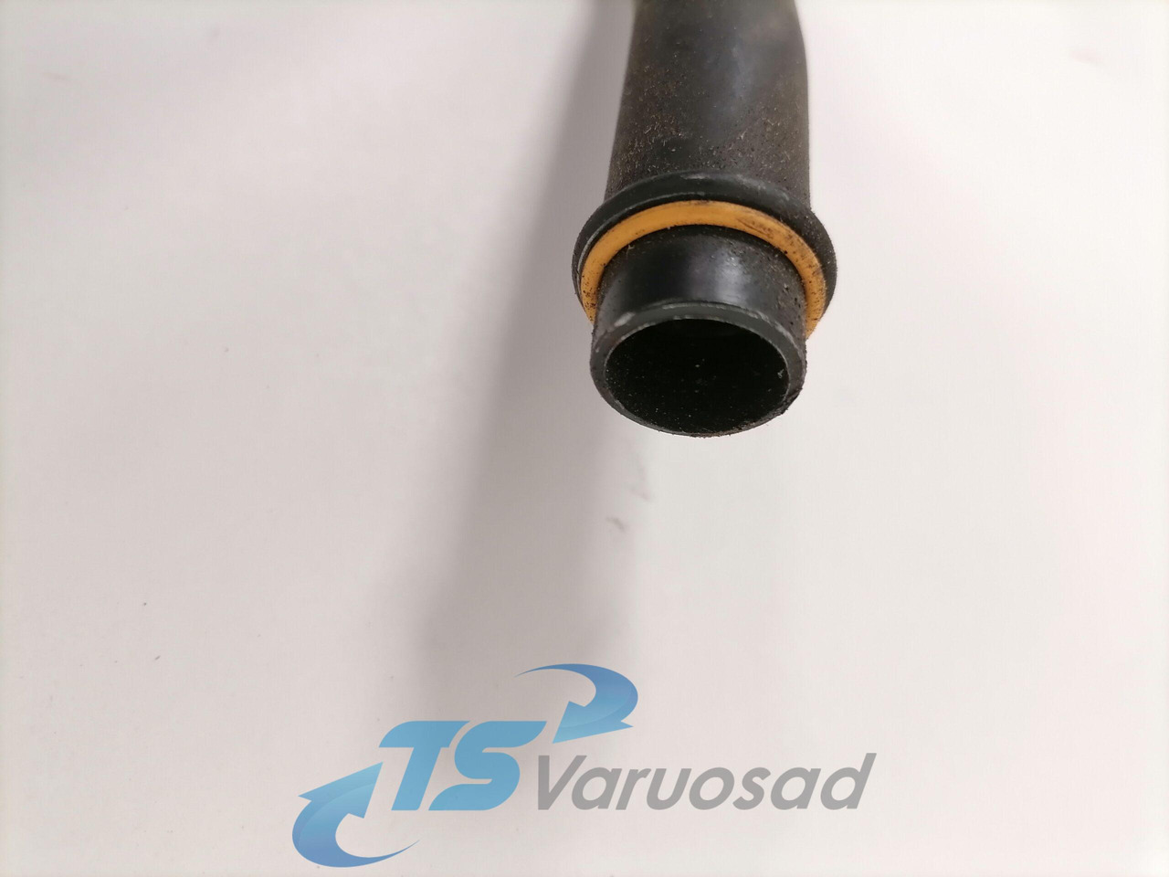Volvo A/C pipe 20708192 - Chauffage/ Ventilation pour Camion: photos 3 Volvo A/C pipe 20708192 - Chauffage/ Ventilation pour Camion: photos 3