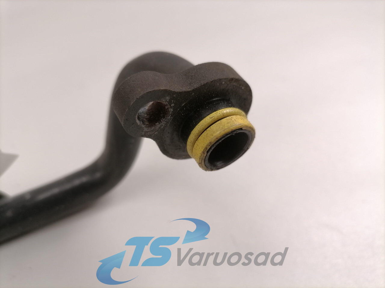 Volvo A/C pipe 84054039 - Chauffage/ Ventilation pour Camion: photos 2 Volvo A/C pipe 84054039 - Chauffage/ Ventilation pour Camion: photos 2