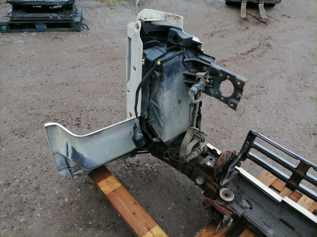 Volvo Bumper 20467442 - Pare-chocs pour Camion: photos 3 Volvo Bumper 20467442 - Pare-chocs pour Camion: photos 3