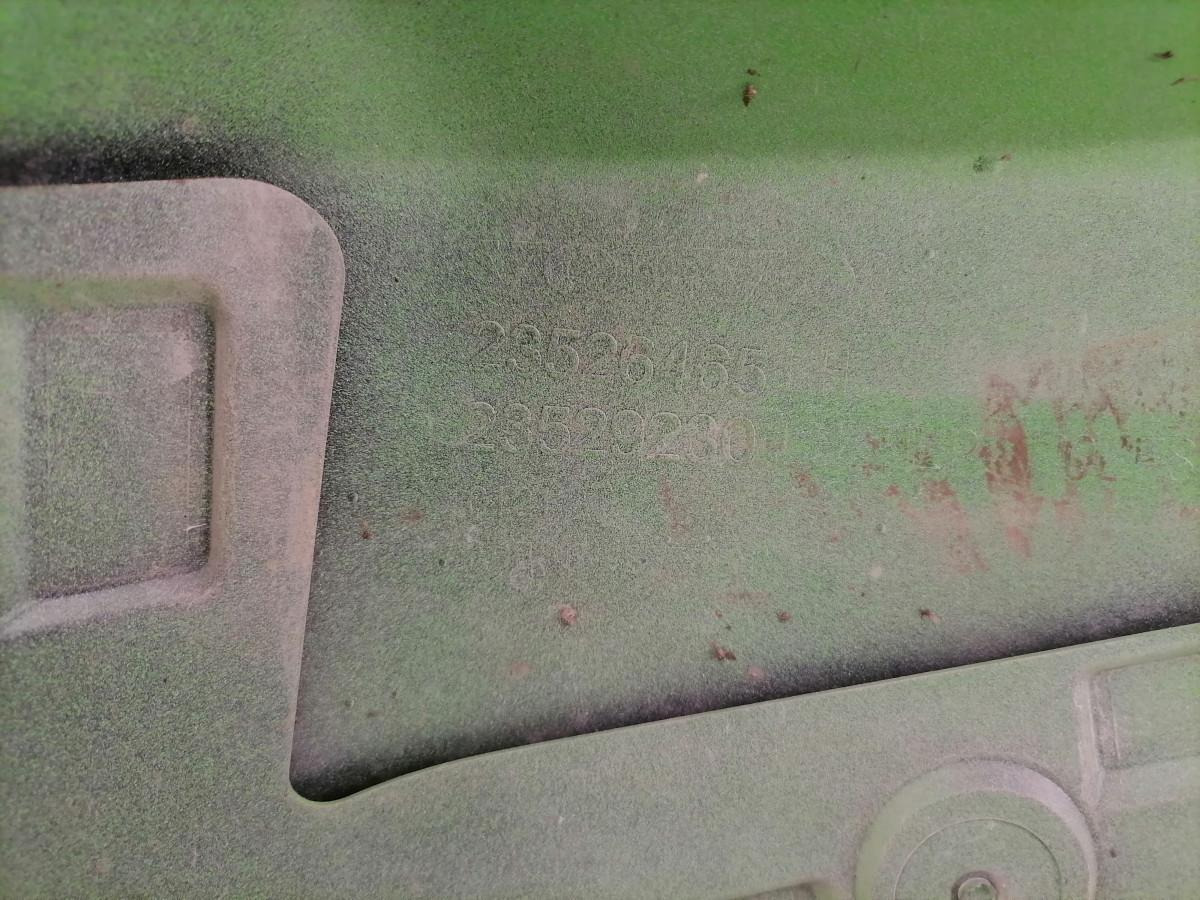 Volvo Esitule korpuse plastik 23526465 - Lumière/ Éclairage pour Camion: photos 4 Volvo Esitule korpuse plastik 23526465 - Lumière/ Éclairage pour Camion: photos 4
